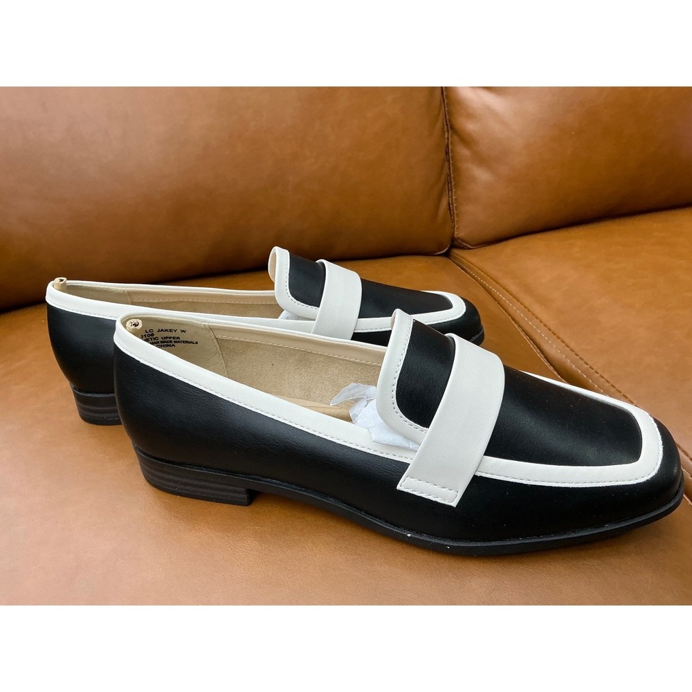 Liz Claiborne Jakey Loafers Women 10W Black Two Tone Square Toe Flats
